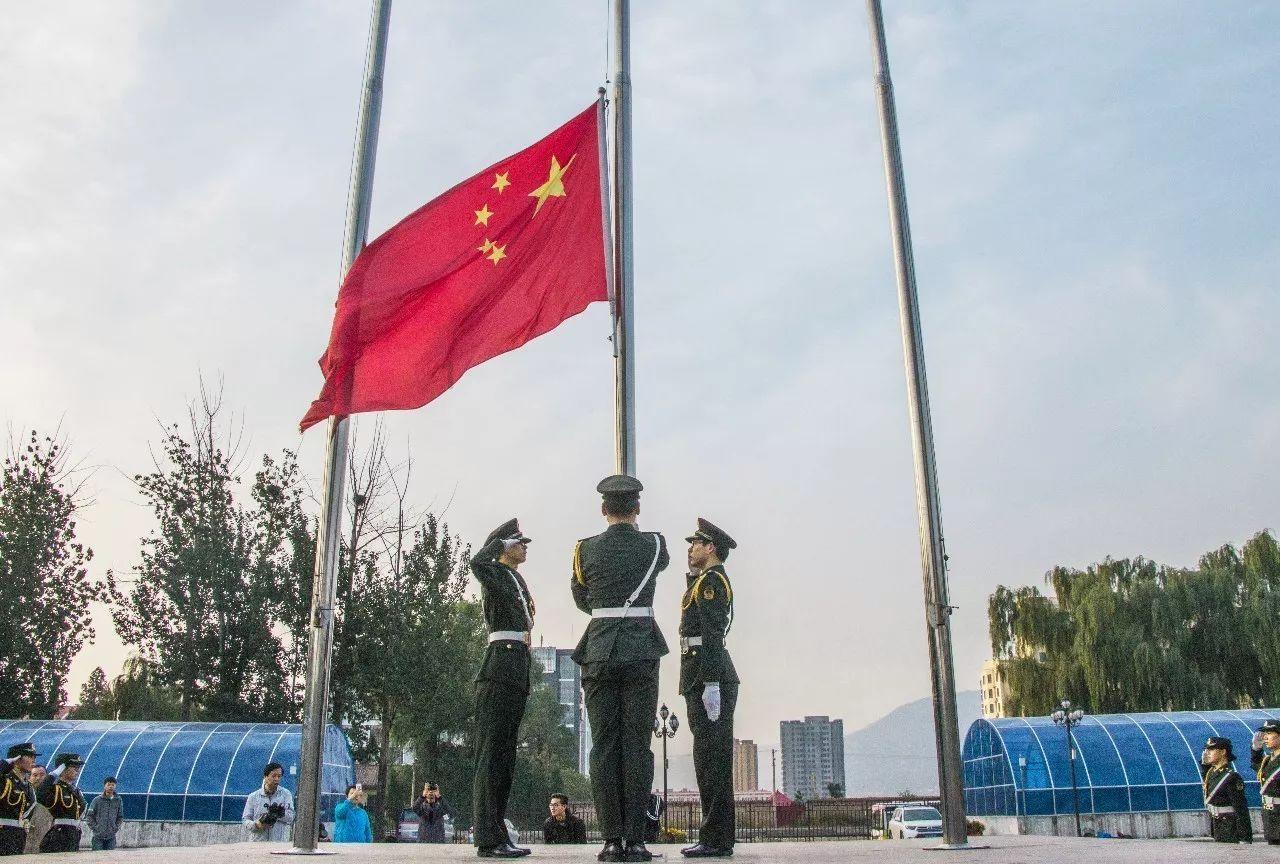 述职评议交答卷 新年蓄势再出发——宝丰县信访局召开2023年度机关干部述职评议会